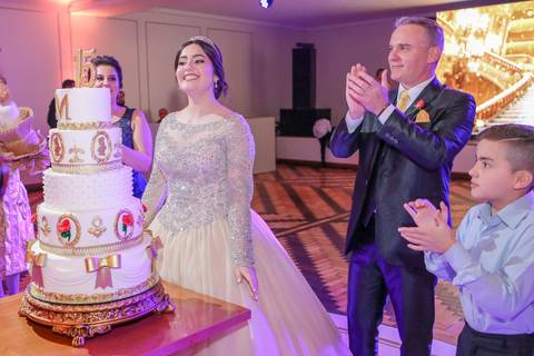 foto-fotos-fotografia-photo-shoot-foto15anos-festa-festalinda-festa15anos-debut-debutante-debutando-2019-2020-maquiagem-teen-jovem-making-og-aniversario-quinzeanos-quinze-fifteen-party-fotografo-fotografos-fabio-martins-porto-alegre-associação-banco do br'