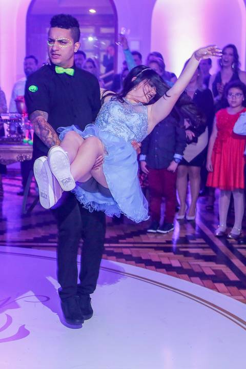 foto-fotos-fotografia-photo-shoot-foto15anos-festa-festalinda-festa15anos-debut-debutante-debutando-2019-2020-maquiagem-teen-jovem-making-og-aniversario-quinzeanos-quinze-fifteen-party-fotografo-fotografos-fabio-martins-porto-alegre-associação-banco do br'