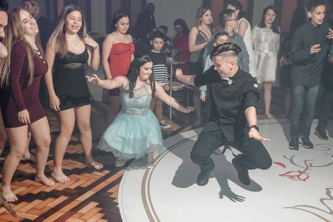 foto-fotos-fotografia-photo-shoot-foto15anos-festa-festalinda-festa15anos-debut-debutante-debutando-2019-2020-maquiagem-teen-jovem-making-og-aniversario-quinzeanos-quinze-fifteen-party-fotografo-fotografos-fabio-martins-porto-alegre-associação-banco do br'