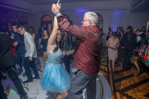 foto-fotos-fotografia-photo-shoot-foto15anos-festa-festalinda-festa15anos-debut-debutante-debutando-2019-2020-maquiagem-teen-jovem-making-og-aniversario-quinzeanos-quinze-fifteen-party-fotografo-fotografos-fabio-martins-porto-alegre-associação-banco do br'