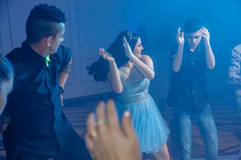 foto-fotos-fotografia-photo-shoot-foto15anos-festa-festalinda-festa15anos-debut-debutante-debutando-2019-2020-maquiagem-teen-jovem-making-og-aniversario-quinzeanos-quinze-fifteen-party-fotografo-fotografos-fabio-martins-porto-alegre-associação-banco do br'