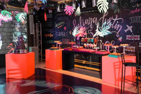 Porto Alegre – Fotos – Fotos de 15 anos – festa de 15 anos – festa linda de 15 anos – fotógrafo Fábio Martins– Muller Festa – Debutantes em Porto Alegre – Mullerfestas – festa neon – melhor festa de 15 anos '