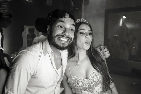 Porto Alegre – Fotos – Fotos de 15 anos – festa de 15 anos – festa linda de 15 anos – fotógrafo Fábio Martins– Muller Festa – Debutantes em Porto Alegre – Mullerfestas – festa neon – melhor festa de 15 anos '