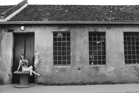 book-ensaio-foto-fotos-fotografia-fotografico-fotografo-photo-shoot-photoshooting-book-externo-urbano-rio-lago-agua-15-anos-quinze-anos-urbano-ao-ar-livre-externo-fabio-martins-foto-equipe-fotografo-profissional-foto-equipe-look-do-dia-adolescente-poa'