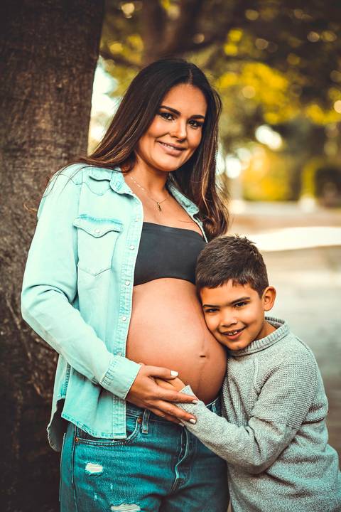 Book de Gestante - Urbano  - Porto Alegre - gravida-gestacao-gravidos-gestante-gravidinha-maternidade-ensaiogravida-ensaiogestante-fotogestante-ensaio-gestante-externo-moderno-estudio-gravidivda-gestanteslindas-fotografo-fotografia-pgotographer-pre'