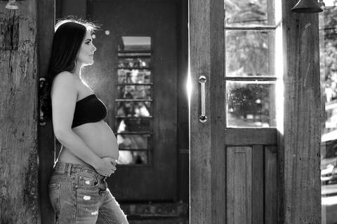 Book de Gestante - Urbano  - Porto Alegre - gravida-gestacao-gravidos-gestante-gravidinha-maternidade-ensaiogravida-ensaiogestante-fotogestante-ensaio-gestante-externo-moderno-estudio-gravidivda-gestanteslindas-fotografo-fotografia-pgotographer-pre'