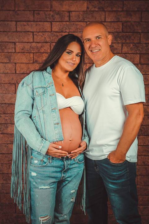 Book de Gestante - Urbano  - Porto Alegre - gravida-gestacao-gravidos-gestante-gravidinha-maternidade-ensaiogravida-ensaiogestante-fotogestante-ensaio-gestante-externo-moderno-estudio-gravidivda-gestanteslindas-fotografo-fotografia-pgotographer-pre'