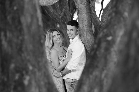 pré wedding - ensaio de pré wedding - fotos de casal - fotos em bento gonçalves - fotos românticas - fotos em preto e branco'