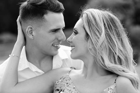 pré wedding - ensaio de pré wedding - fotos de casal - fotos em bento gonçalves - fotos românticas - fotos em preto e branco'