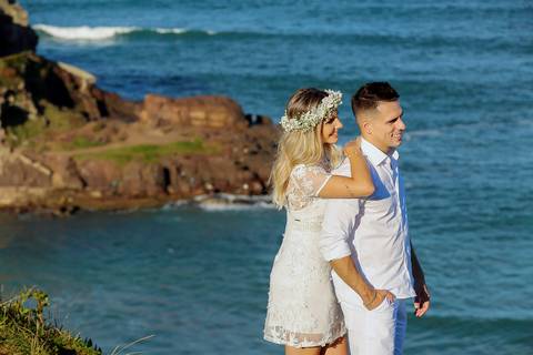 pré wedding - ensaio de pré wedding - fotos na praia - fotos na praia de torres - fotos de casal - fotos românticas  '