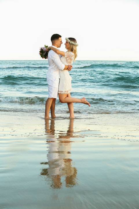 pré wedding - ensaio de pré wedding - fotos na praia - fotos na praia de torres - fotos de casal - fotos românticas  '