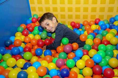 festa-de-aniversario-infantil-feita-por-fabio-martins-fotografo-de-porto-alegre-merci-festa linda-fotografo infantil -  melhores fotos de aniversário '