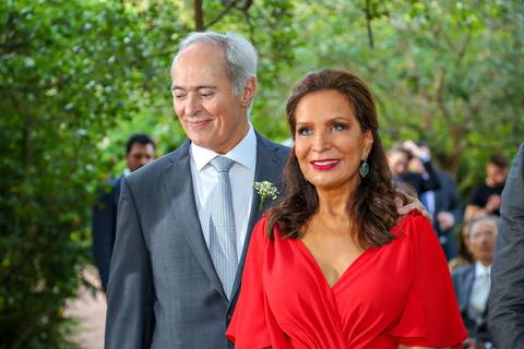 Fotógrafo de casamento em Porto Alegre - fotografo de casamento - melhor fotografo de casamento - vinícola laurentia – casamento lindo – casamento na fazenda – casamento de dia – casamento ao por do sol – por do sol lindo – melhores casamento de dia '