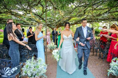 Fotógrafo de casamento em Porto Alegre - fotografo de casamento - melhor fotografo de casamento - vinícola laurentia – casamento lindo – casamento na fazenda – casamento de dia – casamento ao por do sol – por do sol lindo – melhores casamento de dia '