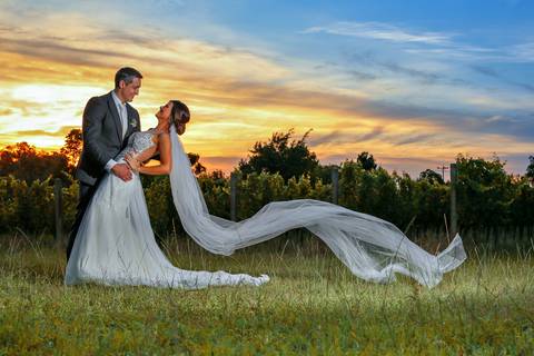 Fotógrafo de casamento em Porto Alegre - fotografo de casamento - melhor fotografo de casamento - vinícola laurentia – casamento lindo – casamento na fazenda – casamento de dia – casamento ao por do sol – por do sol lindo – melhores casamento de dia '