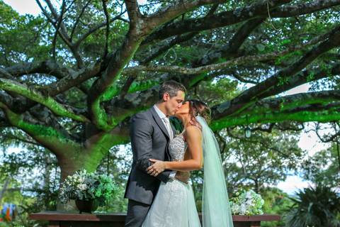 Fotógrafo de casamento em Porto Alegre - fotografo de casamento - melhor fotografo de casamento - vinícola laurentia – casamento lindo – casamento na fazenda – casamento de dia – casamento ao por do sol – por do sol lindo – melhores casamento de dia '