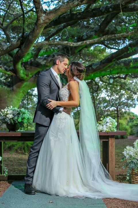 Fotógrafo de casamento em Porto Alegre - fotografo de casamento - melhor fotografo de casamento - vinícola laurentia – casamento lindo – casamento na fazenda – casamento de dia – casamento ao por do sol – por do sol lindo – melhores casamento de dia '
