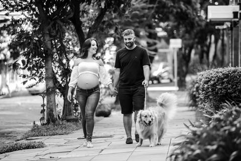 ensaio de gestante – book de gestante – fotografo de gestante – book de gestante na natureza – gestante no por sol – praça linda de porto alegre – lindas fotos de gestante com por do sol – Fábio Martins fotografo de gestante – gestante em casa '
