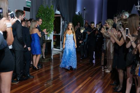 Porto Alegre – Fotos – Fotos de 15 anos – festa de 15 anos – festa linda de 15 anos – fotógrafo Fábio Martins– casa vetro – Debutantes em Porto Alegre – rafaela scazilli eventos – festa neon – melhor festa de 15 anos '