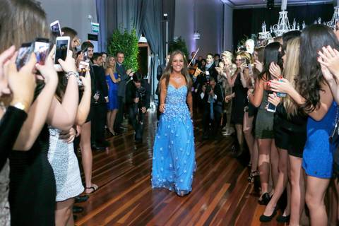 Porto Alegre – Fotos – Fotos de 15 anos – festa de 15 anos – festa linda de 15 anos – fotógrafo Fábio Martins– casa vetro – Debutantes em Porto Alegre – rafaela scazilli eventos – festa neon – melhor festa de 15 anos '