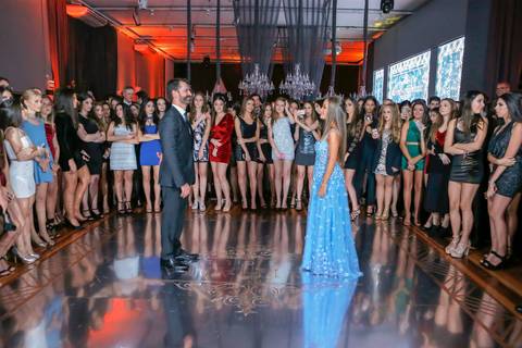 Porto Alegre – Fotos – Fotos de 15 anos – festa de 15 anos – festa linda de 15 anos – fotógrafo Fábio Martins– casa vetro – Debutantes em Porto Alegre – rafaela scazilli eventos – festa neon – melhor festa de 15 anos '