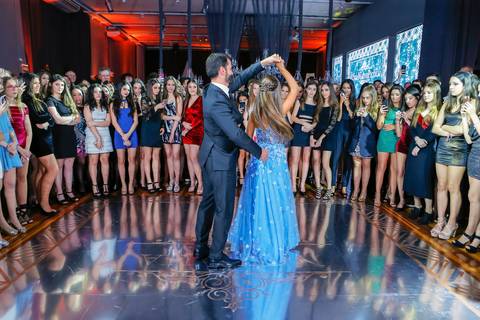 Porto Alegre – Fotos – Fotos de 15 anos – festa de 15 anos – festa linda de 15 anos – fotógrafo Fábio Martins– casa vetro – Debutantes em Porto Alegre – rafaela scazilli eventos – festa neon – melhor festa de 15 anos '