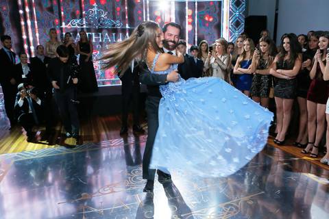 Porto Alegre – Fotos – Fotos de 15 anos – festa de 15 anos – festa linda de 15 anos – fotógrafo Fábio Martins– casa vetro – Debutantes em Porto Alegre – rafaela scazilli eventos – festa neon – melhor festa de 15 anos '