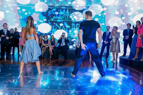 Porto Alegre – Fotos – Fotos de 15 anos – festa de 15 anos – festa linda de 15 anos – fotógrafo Fábio Martins– casa vetro – Debutantes em Porto Alegre – rafaela scazilli eventos – festa neon – melhor festa de 15 anos '