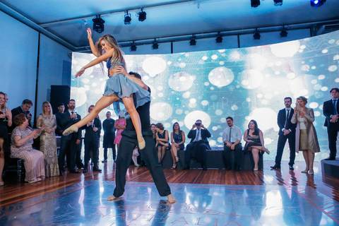 Porto Alegre – Fotos – Fotos de 15 anos – festa de 15 anos – festa linda de 15 anos – fotógrafo Fábio Martins– casa vetro – Debutantes em Porto Alegre – rafaela scazilli eventos – festa neon – melhor festa de 15 anos '