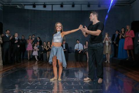 Porto Alegre – Fotos – Fotos de 15 anos – festa de 15 anos – festa linda de 15 anos – fotógrafo Fábio Martins– casa vetro – Debutantes em Porto Alegre – rafaela scazilli eventos – festa neon – melhor festa de 15 anos '