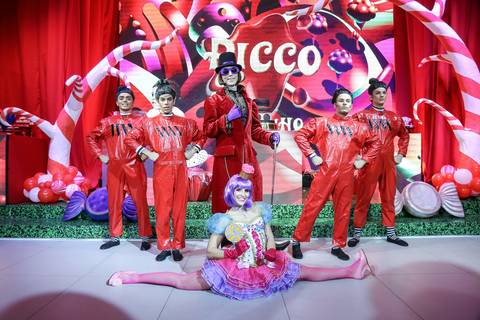 festa de aniversario-infantil feita por fabio martins-fotografo de porto alegre-fotografo infantil -  melhores fotos de aniversário - lalux - canoas - Willian Wonka - Fabrica de Chocolate - wonka golden ticket '