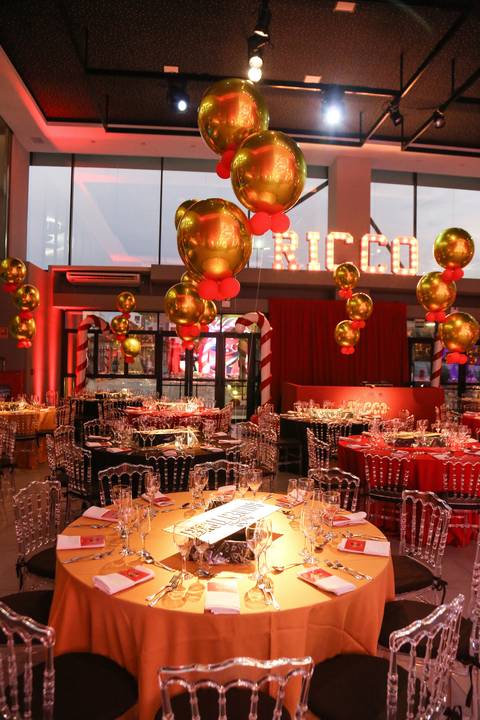 festa de aniversario-infantil feita por fabio martins-fotografo de porto alegre-fotografo infantil -  melhores fotos de aniversário - lalux - canoas - Willian Wonka - Fabrica de Chocolate - wonka golden ticket '