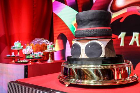 festa de aniversario-infantil feita por fabio martins-fotografo de porto alegre-fotografo infantil -  melhores fotos de aniversário - lalux - canoas - Willian Wonka - Fabrica de Chocolate - wonka golden ticket '