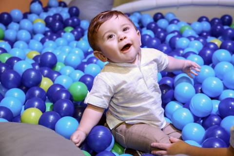 festa de aniversario-infantil feita por fabio martins-fotografo de porto alegre-fotografo infantil -  melhores fotos de aniversário - lalux - canoas - Willian Wonka - Fabrica de Chocolate - wonka golden ticket '