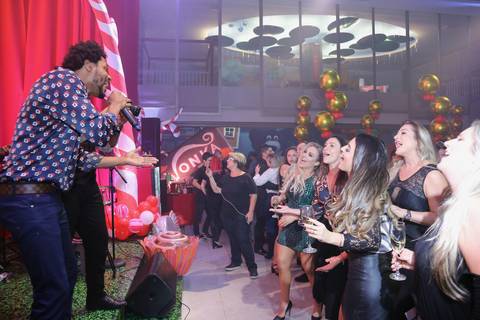 festa de aniversario-infantil feita por fabio martins-fotografo de porto alegre-fotografo infantil -  melhores fotos de aniversário - lalux - canoas - Willian Wonka - Fabrica de Chocolate - wonka golden ticket '