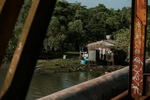 '