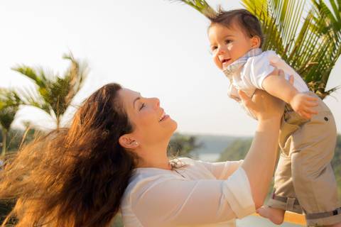 foto de mãe e filho ensaio família'