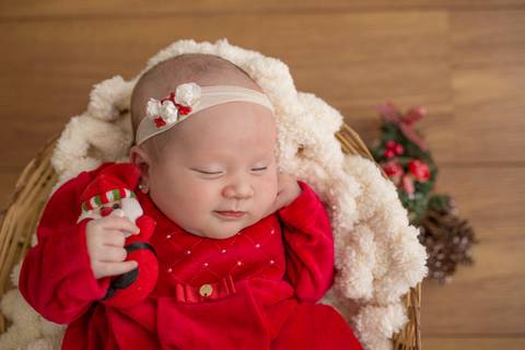 foto de bebê recém nascido. ensaio newborn'