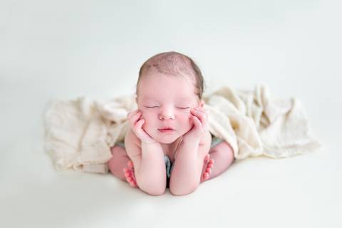 foto newborn fotografia sao jose dos campos sjc ensaio newborn'