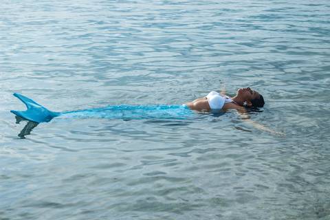 Ensaio sereia na praia'