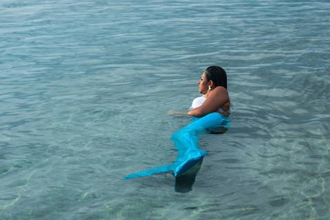 Ensaio sereia na praia'