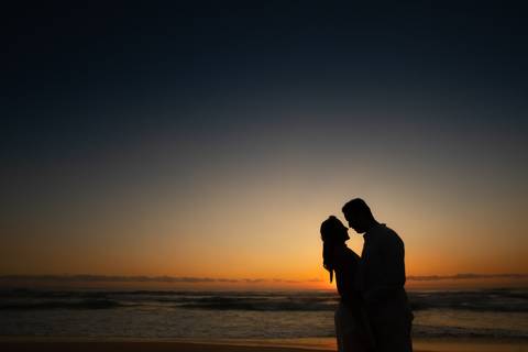 PRE WEDDING ENSAIO CASAL PRAIA DO ROSA GAROPABA NASCER DO SOL'