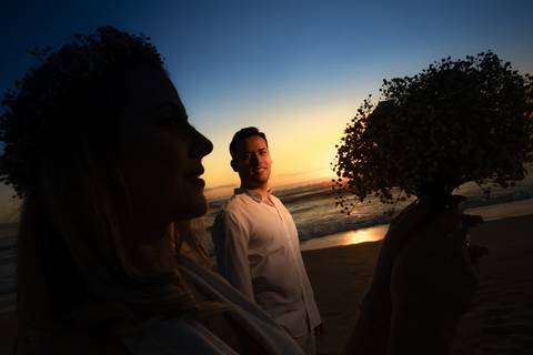 PRE WEDDING ENSAIO CASAL PRAIA DO ROSA GAROPABA NASCER DO SOL'