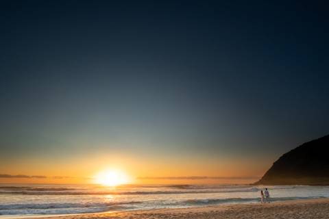 PRE WEDDING ENSAIO CASAL PRAIA DO ROSA GAROPABA NASCER DO SOL'