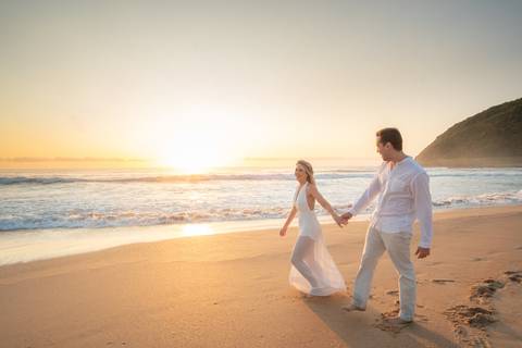 PRE WEDDING ENSAIO CASAL PRAIA DO ROSA GAROPABA NASCER DO SOL'