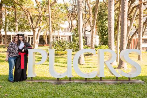
Christian Kotoman - Fotógrafo de Formatura - Fotografia de Formatura - Porto Alegre - PUCRS ULBRA UFRGS
direito medicina odonto psicologia'
