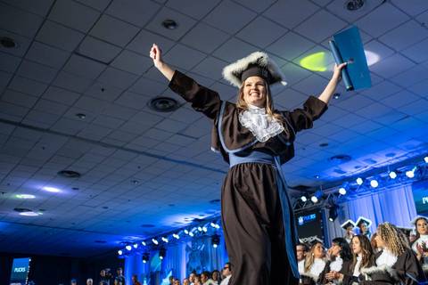 
Christian Kotoman - Fotógrafo de Formatura - Fotografia de Formatura - Porto Alegre - PUCRS ULBRA UFRGS
direito medicina odonto psicologia'
