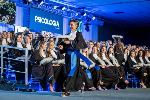 Christian Kotoman - Fotógrafo de Formatura - Fotografia de Formatura - Porto Alegre - PUCRS ULBRA UFRGS
direito medicina odonto psicologia'