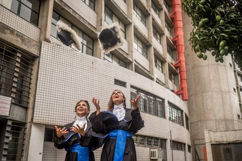 Christian Kotoman - Fotógrafo de Formatura - Fotografia de Formatura - Porto Alegre - PUCRS ULBRA UFRGS
direito medicina odonto psicologia'