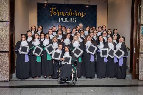 
Christian Kotoman - Fotógrafo de Formatura - Fotografia de Formatura - Porto Alegre - PUCRS ULBRA UFRGS
direito medicina odonto psicologia serviço social'